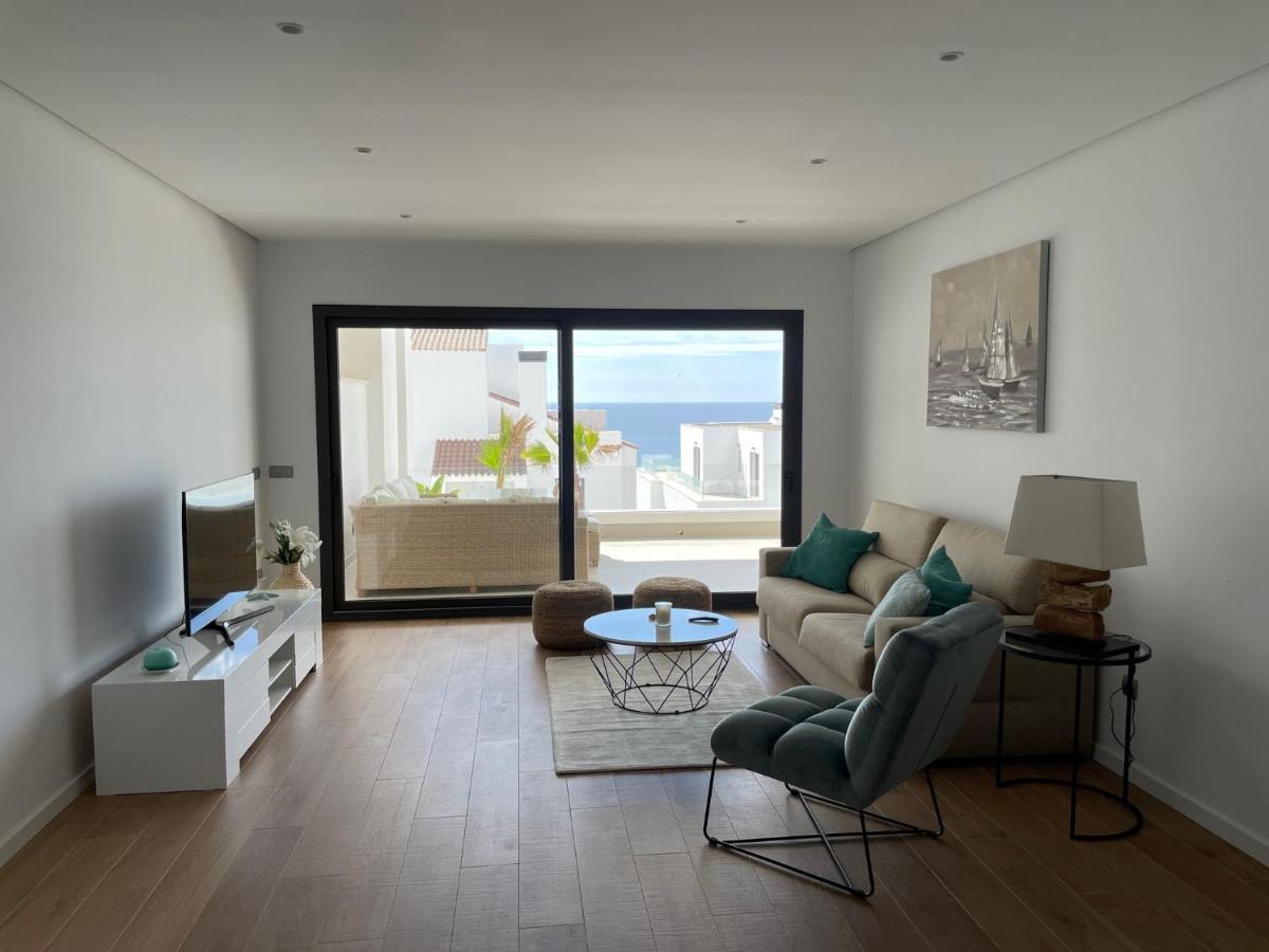 Modern 2 Beds Apartment In Alcaidesa Exterior foto